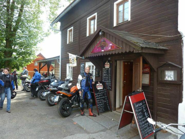Drevenka Hotel Provodin Exterior photo